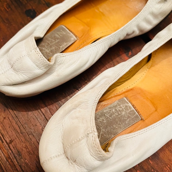 Lanvin cream ballet flats 9.5 - Picture 3 of 3